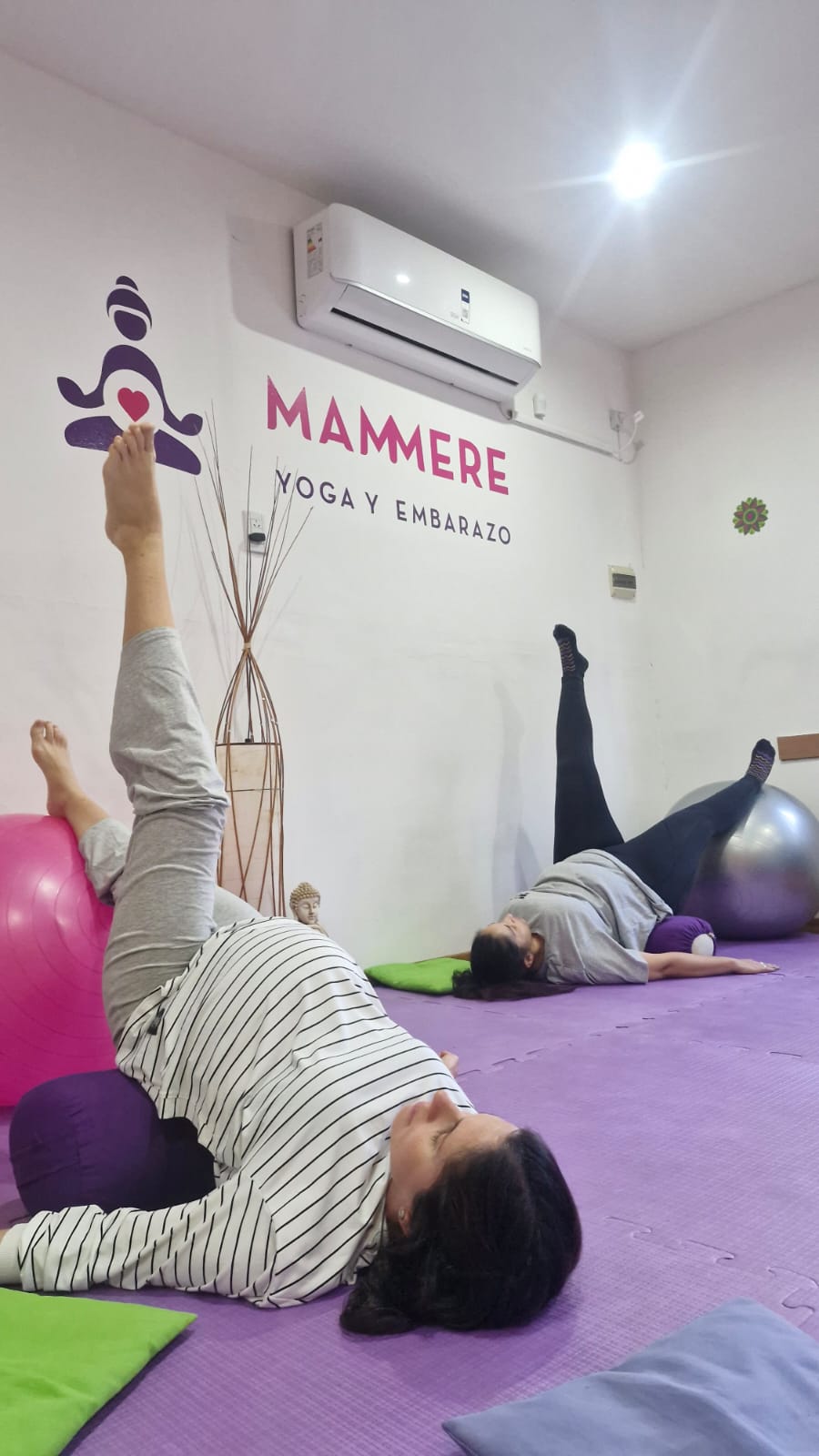 Clase de yoga para embarazadas Mammere